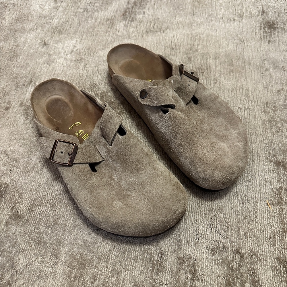 Birkenstock Boston Clog Taupe Suede Brown Sandals Size 41 Men’s 8 Women’s 10.